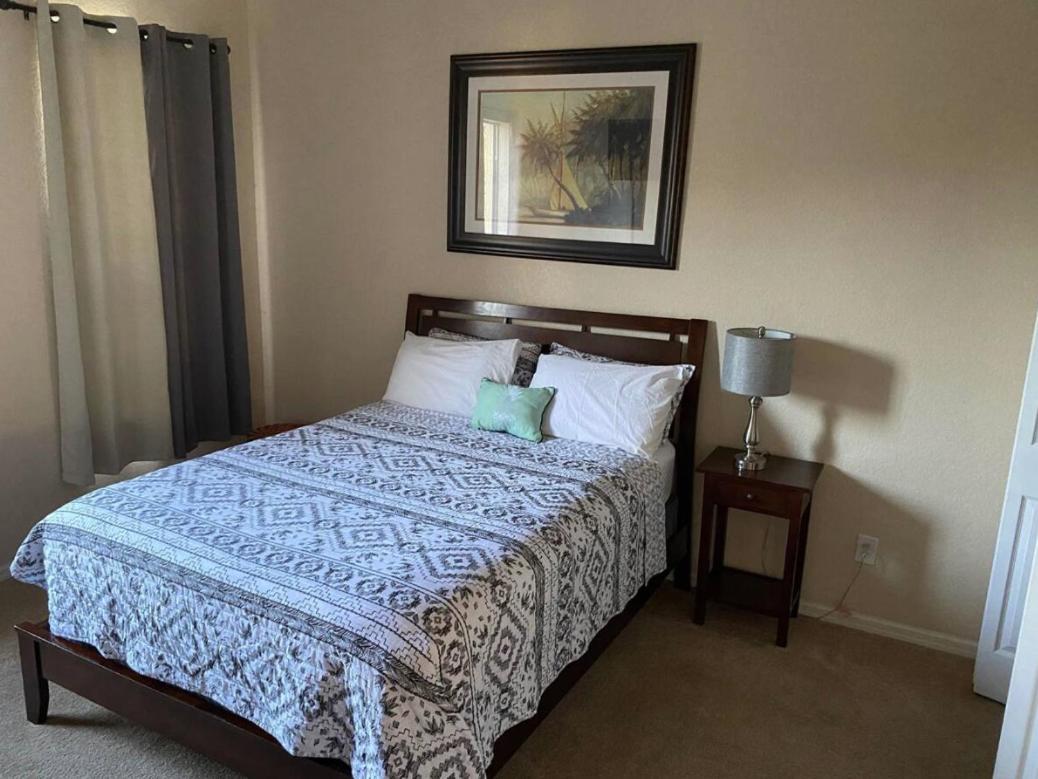 Appartement At Regal Palms-4 Bedroom3.5 Bath Townhouse
